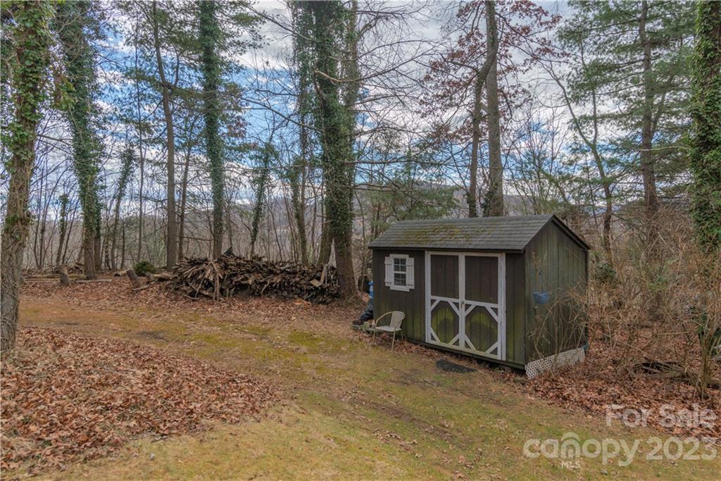 923 Sand Hill Road Asheville NC 28806