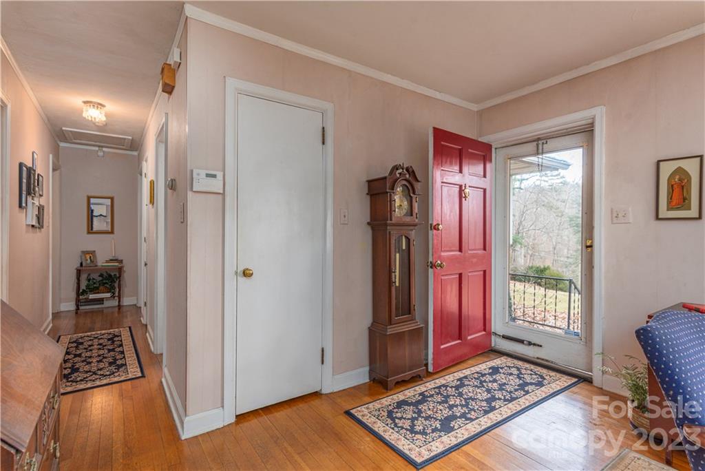 923 Sand Hill Road Asheville NC 28806