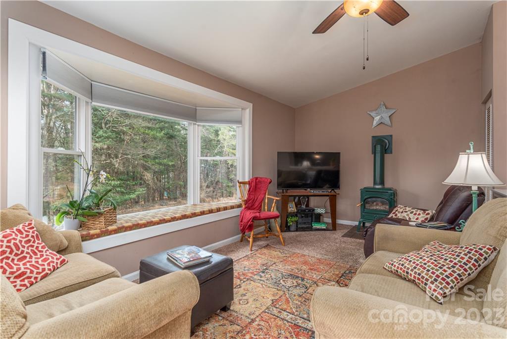923 Sand Hill Road Asheville NC 28806