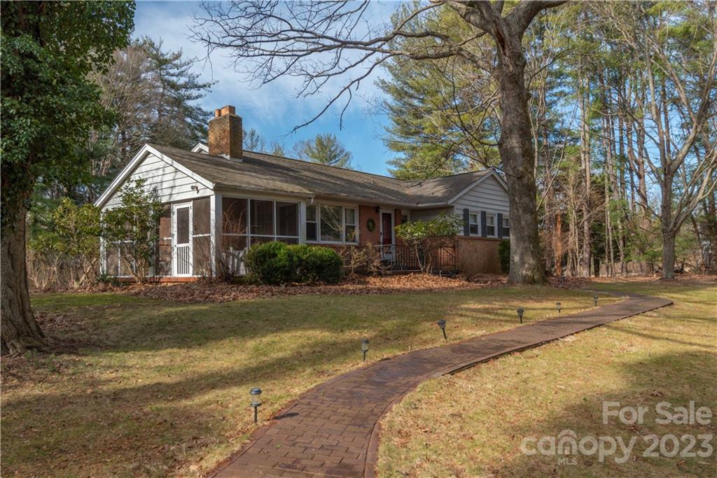 923 Sand Hill Road Asheville NC 28806