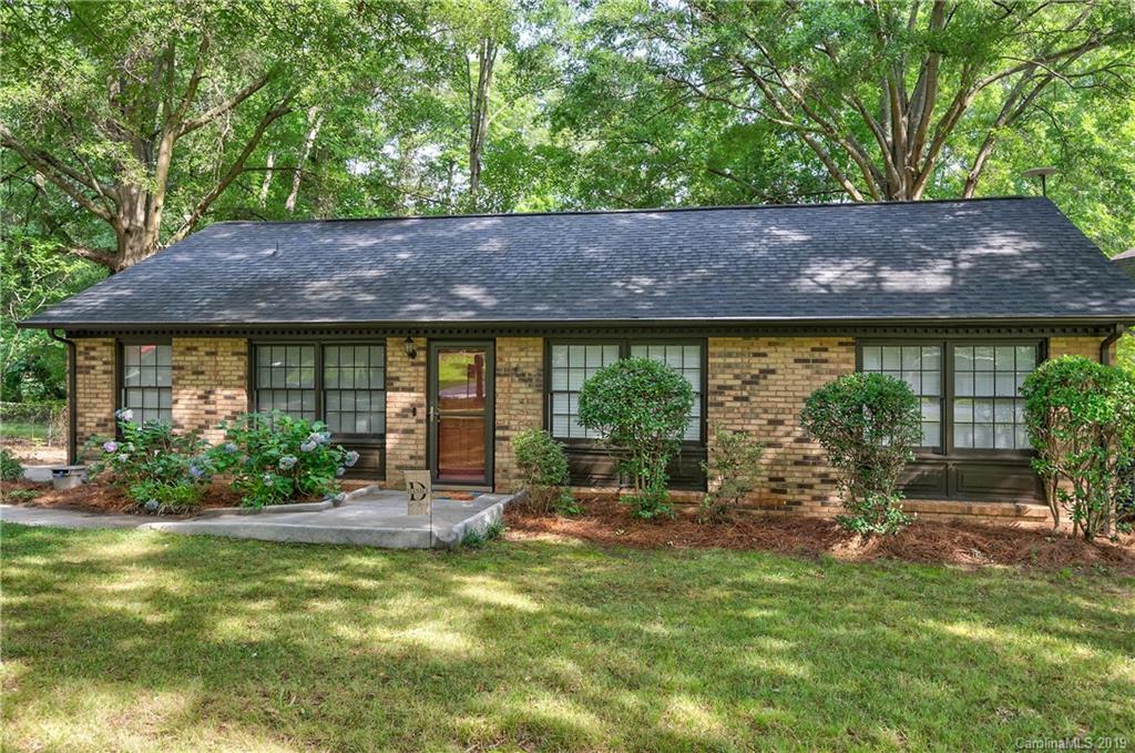 218 Clearbrook Road Matthews NC 28105