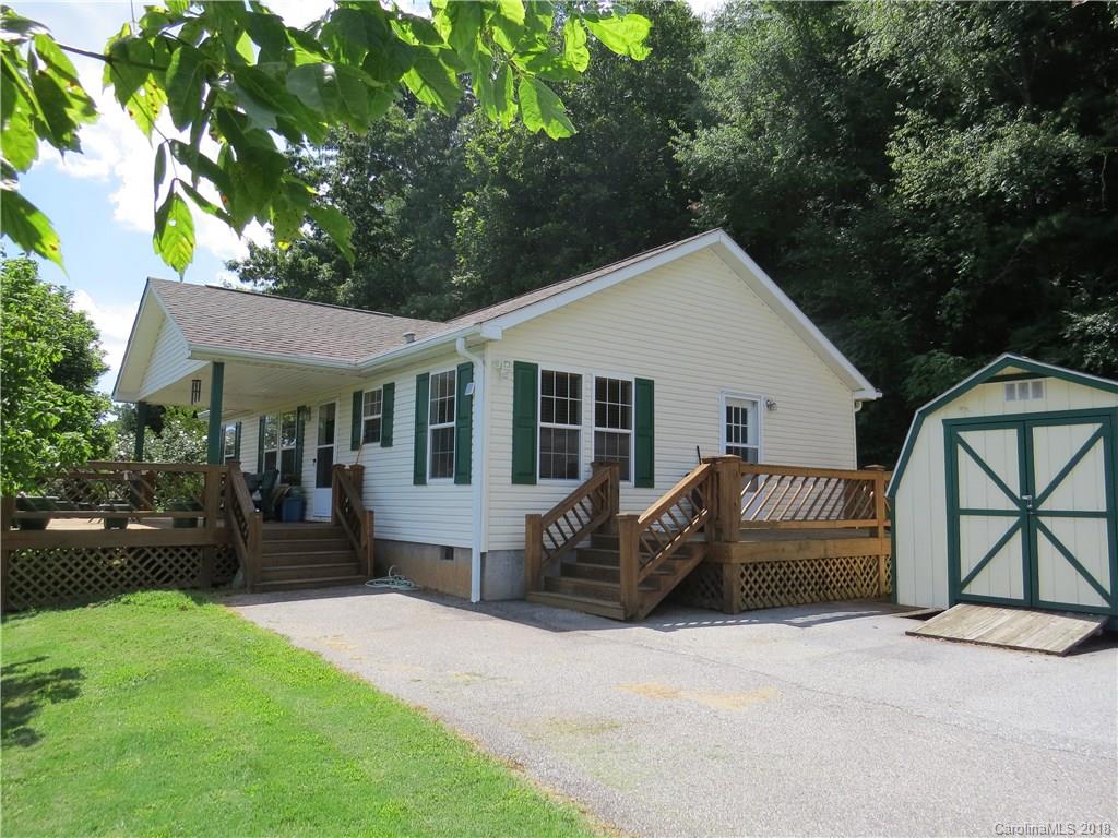 418 Cane River School Road Burnsville NC 28714