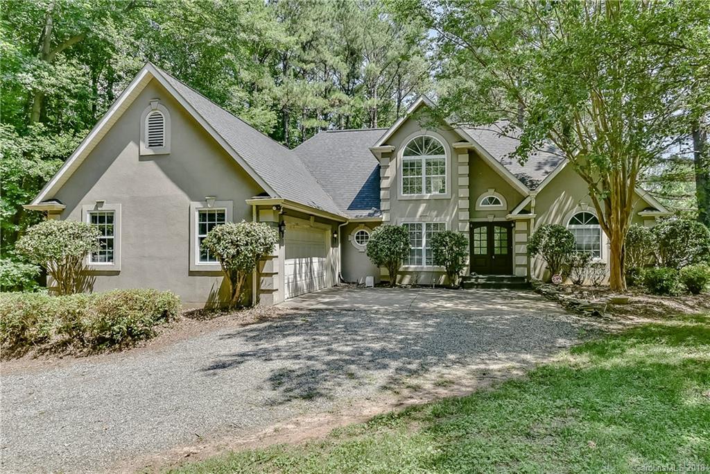 5707 Mountain Point Lane Charlotte NC 28216