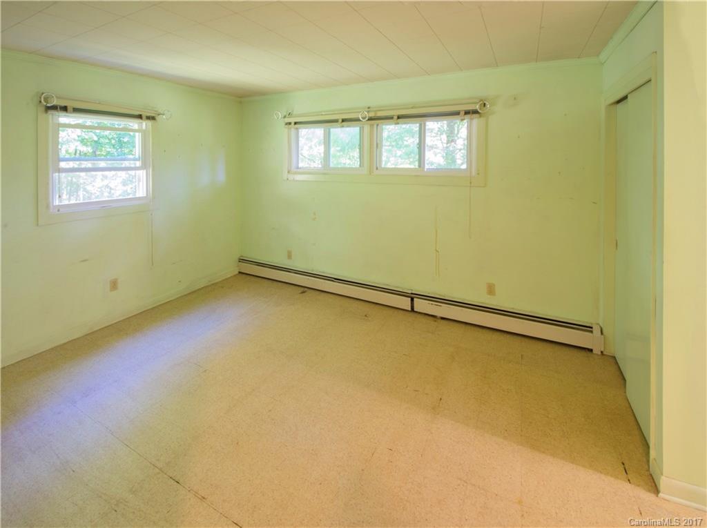 119 Woodland Drive Swannanoa NC 28778