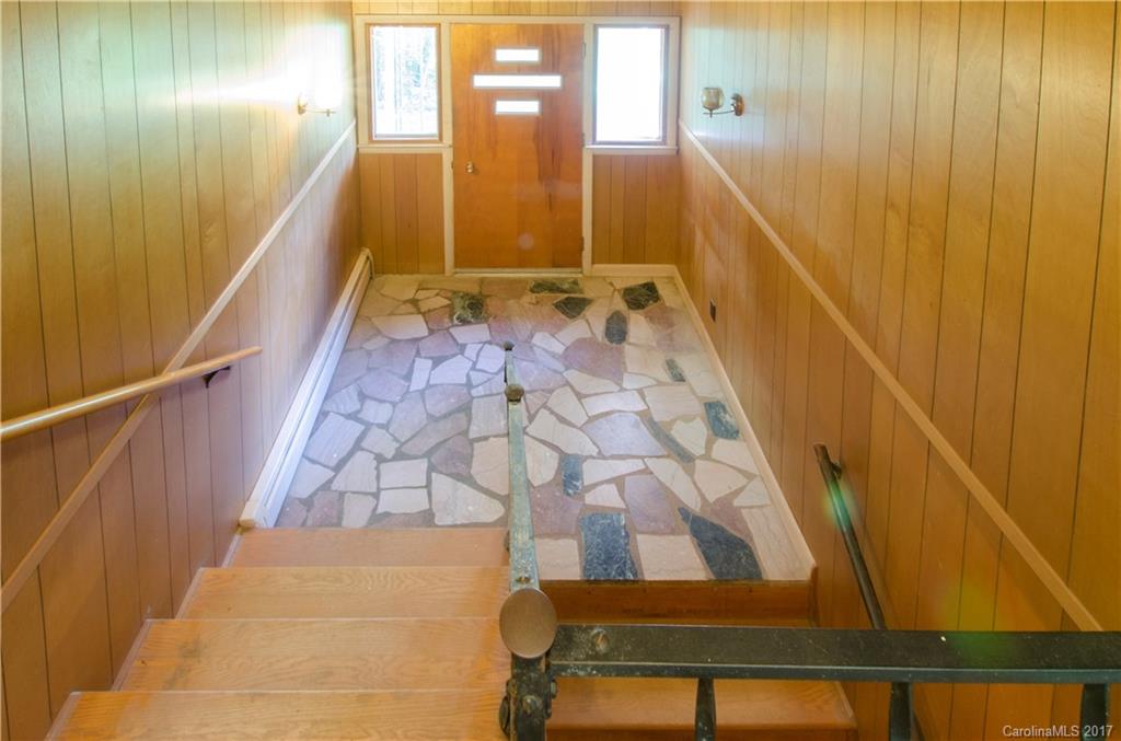 119 Woodland Drive Swannanoa NC 28778
