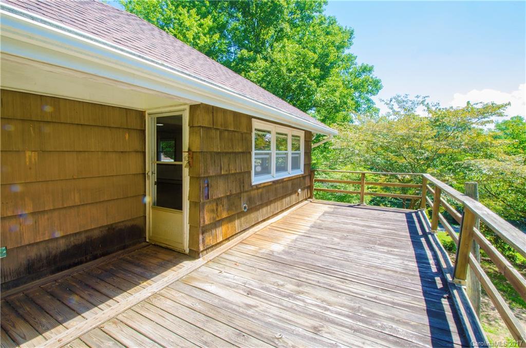 119 Woodland Drive Swannanoa NC 28778