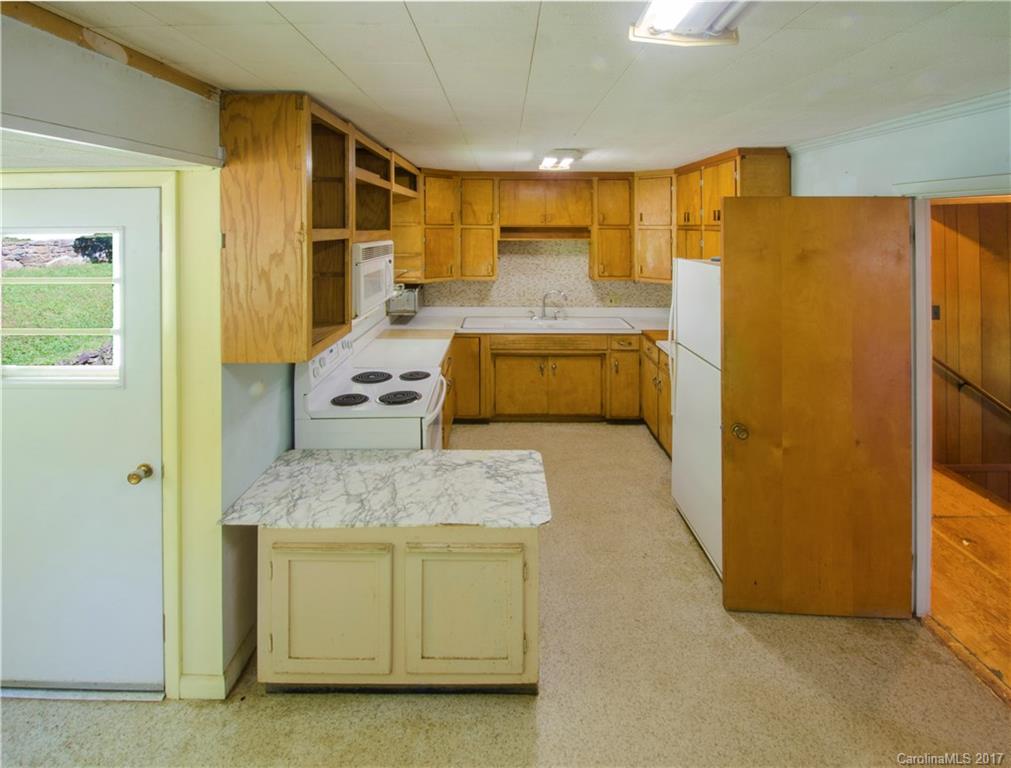 119 Woodland Drive Swannanoa NC 28778