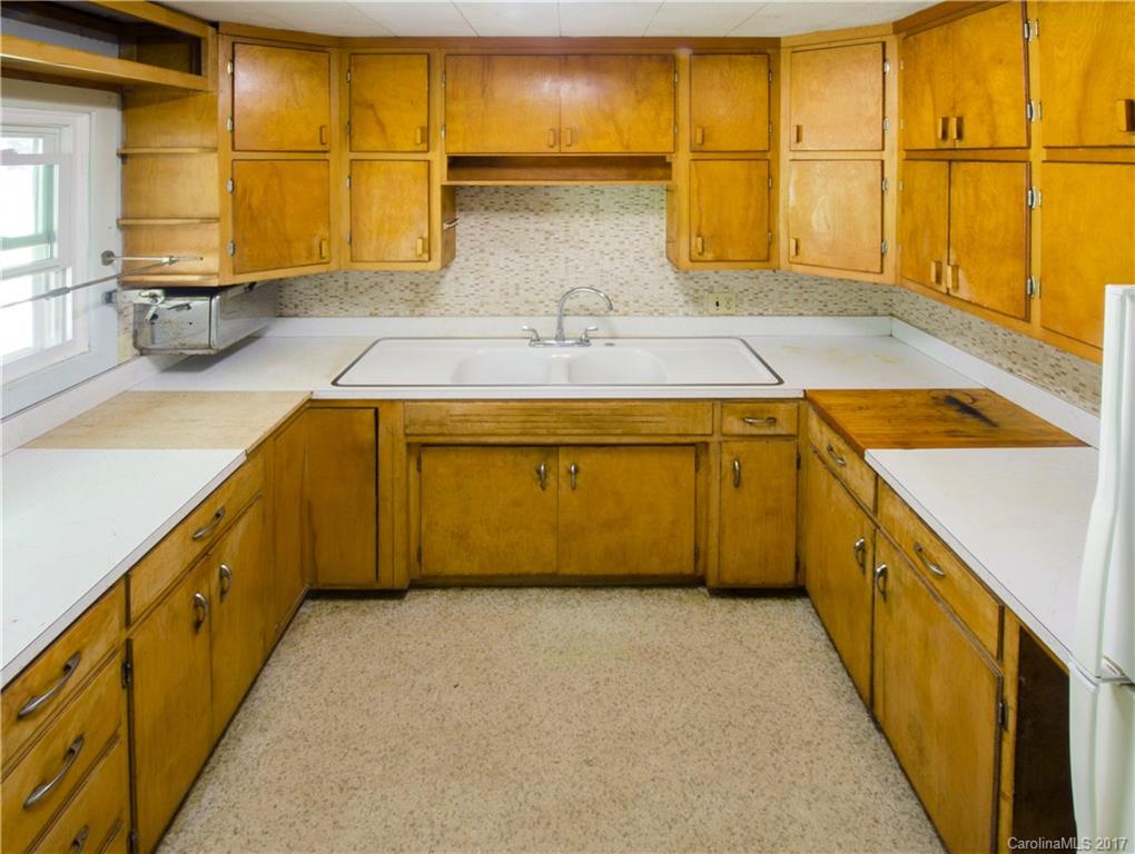 119 Woodland Drive Swannanoa NC 28778