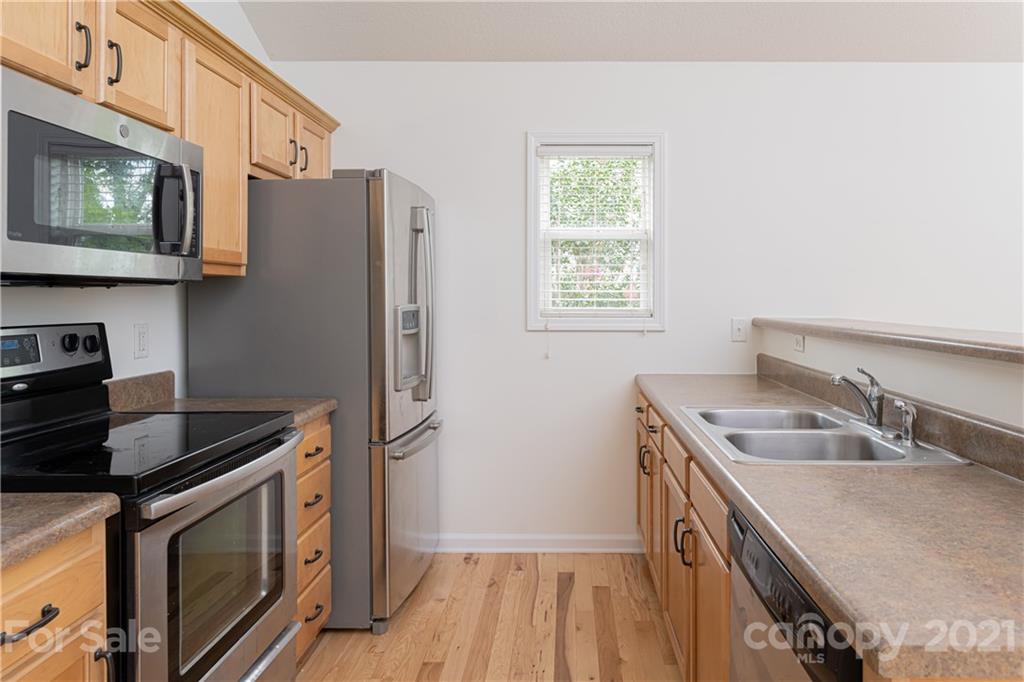 6 Crescent Street Asheville NC 28804