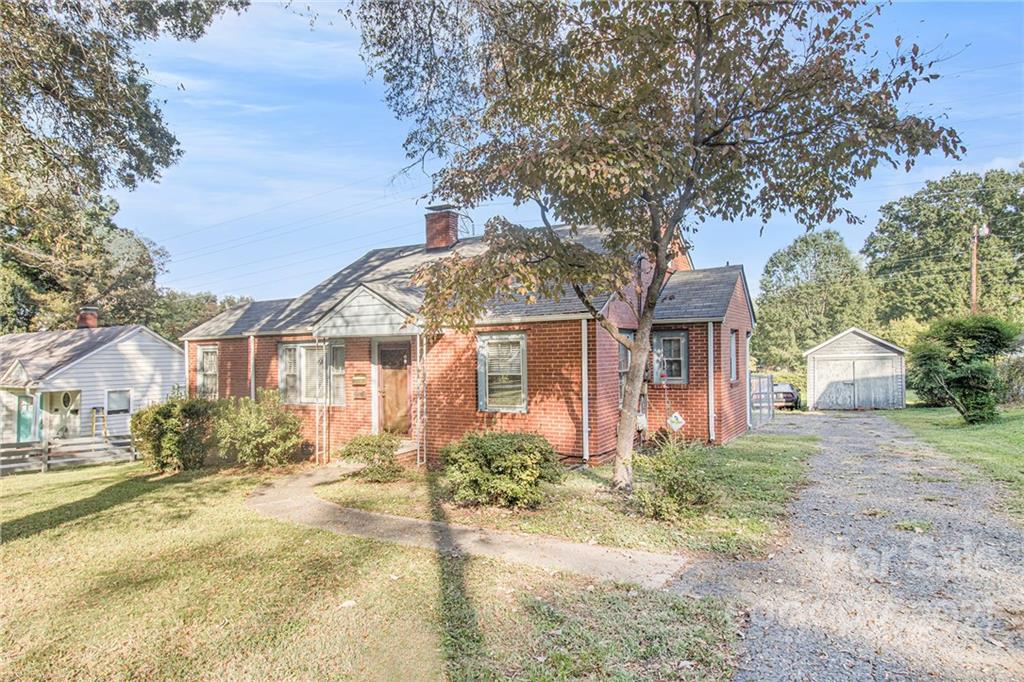 2025 Highland Street Charlotte NC 28208