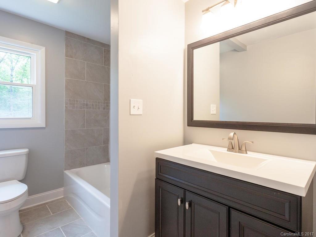178 White Oak Gap Road Asheville NC 28803