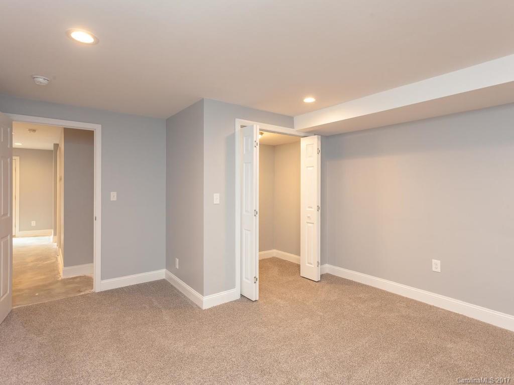 178 White Oak Gap Road Asheville NC 28803