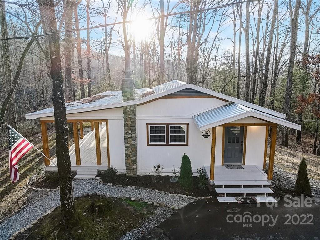 633 Kingdom Place Zirconia NC 28790