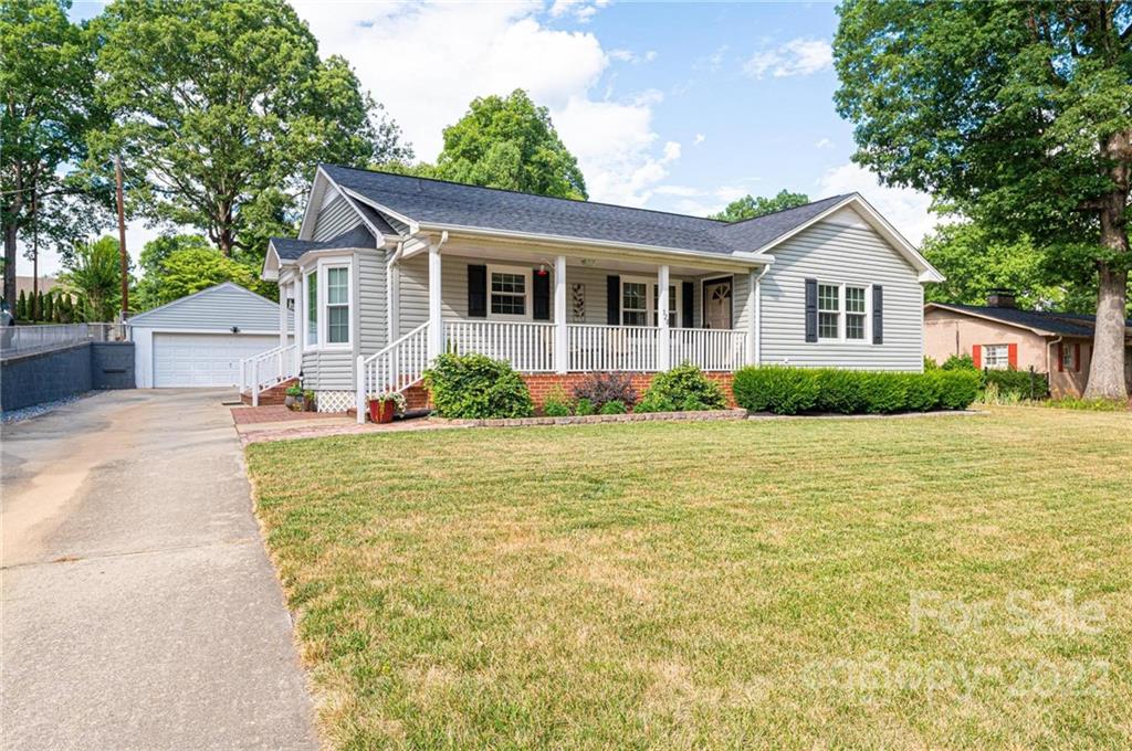 328 Sharon Avenue NW Lenoir NC 28645