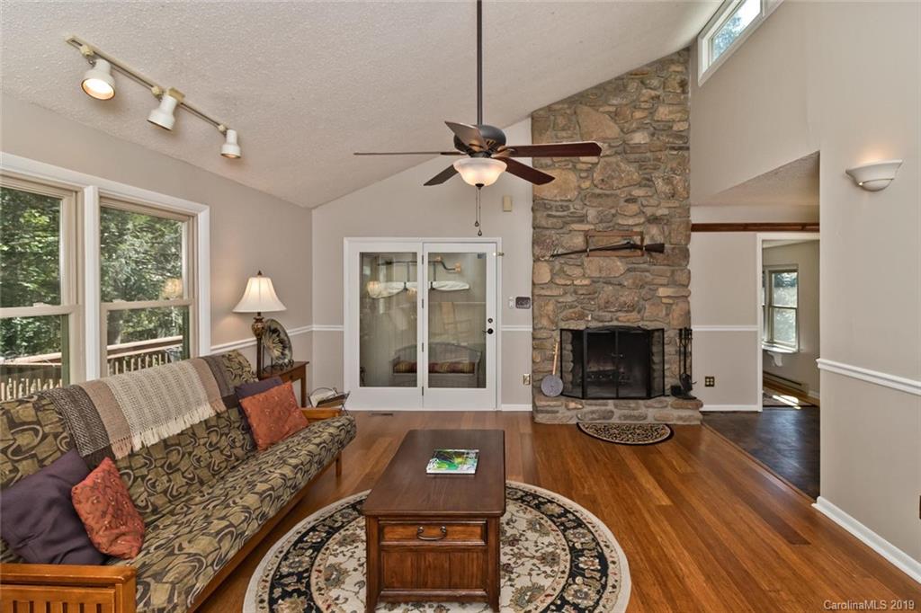 10 Timber Trail Weaverville NC 28787