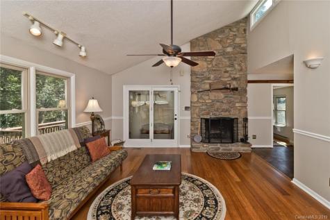 10 Timber Trail Weaverville NC 28787