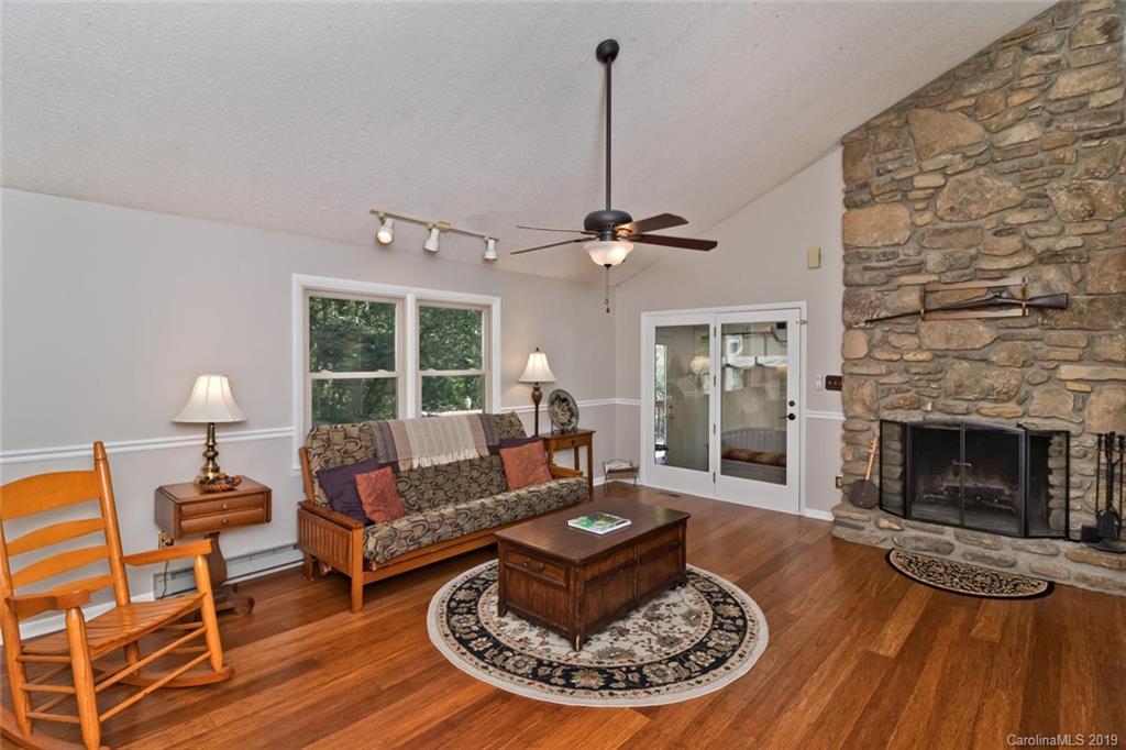 10 Timber Trail Weaverville NC 28787
