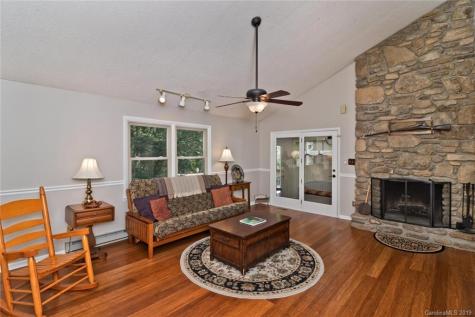 10 Timber Trail Weaverville NC 28787