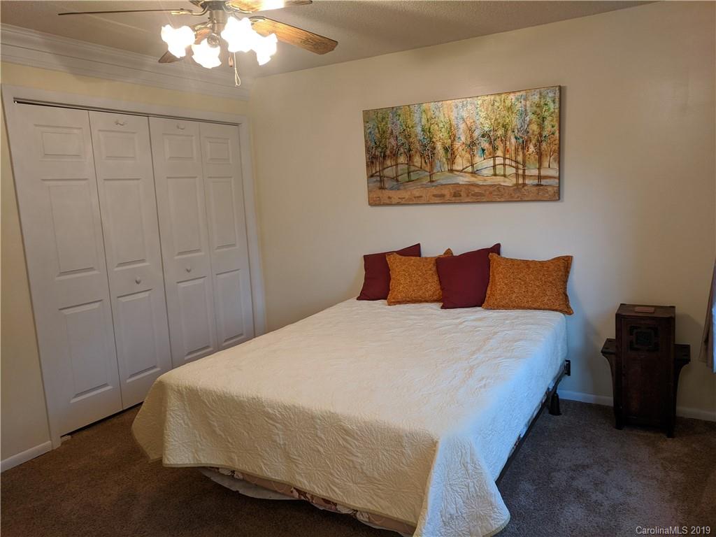10 Timber Trail Weaverville NC 28787