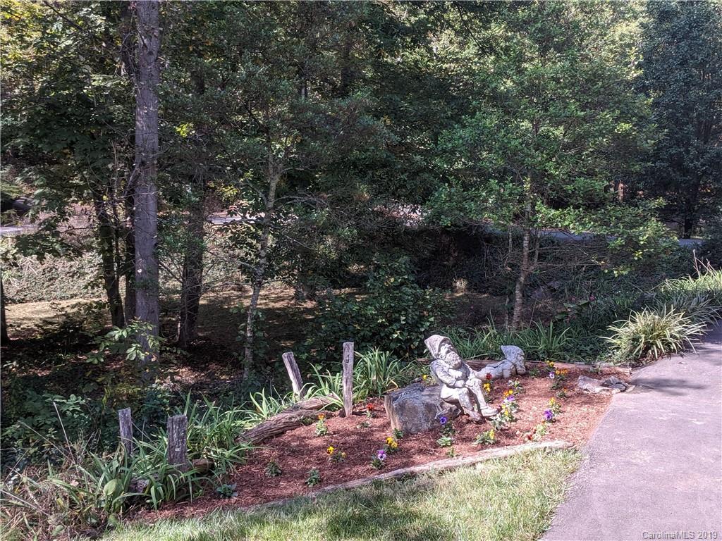 10 Timber Trail Weaverville NC 28787