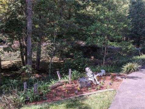 10 Timber Trail Weaverville NC 28787