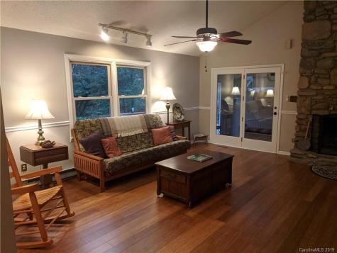 10 Timber Trail Weaverville NC 28787