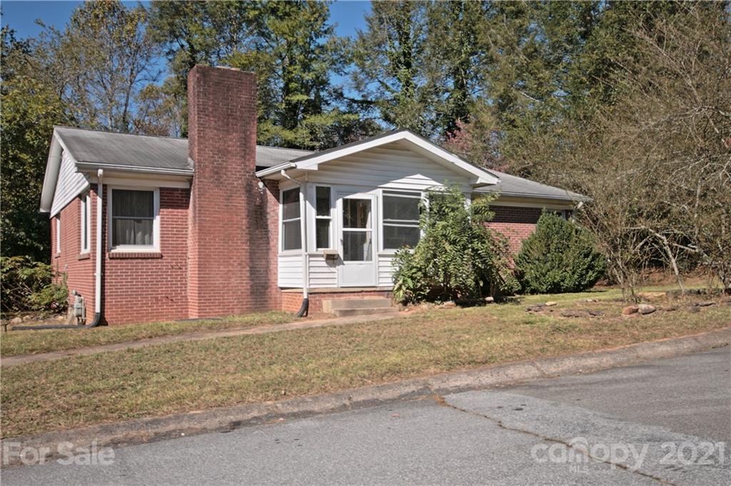 1 Grandview Avenue Brevard NC 28712