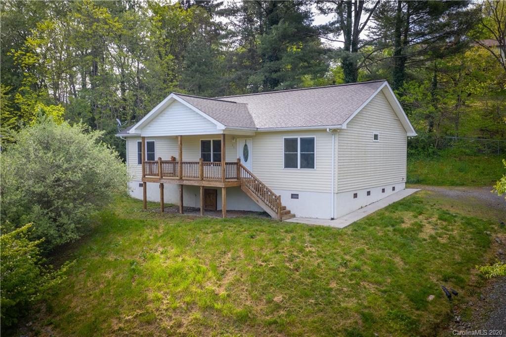 59 Mayfair Drive Clyde NC 28721