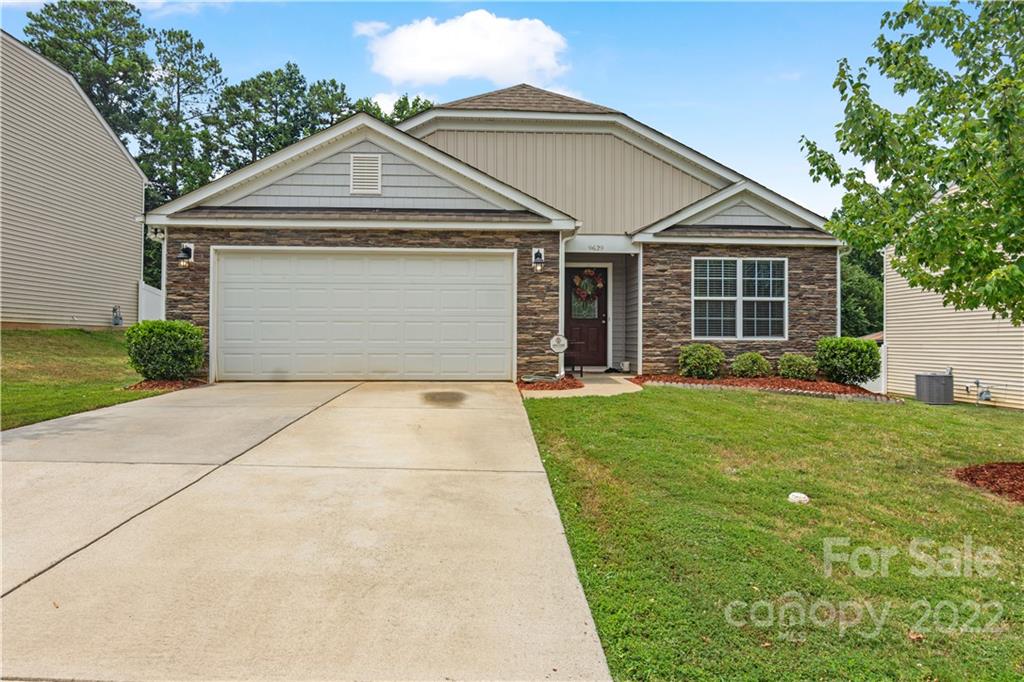 9629 Pond Vista Court Charlotte NC 28216
