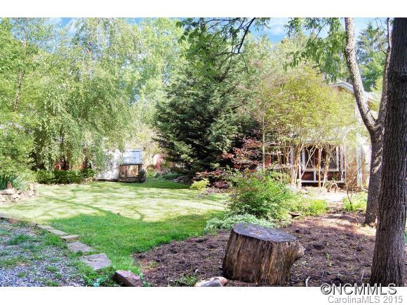 13 Brucemont Circle Asheville NC 28806
