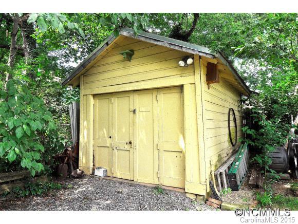 13 Brucemont Circle Asheville NC 28806