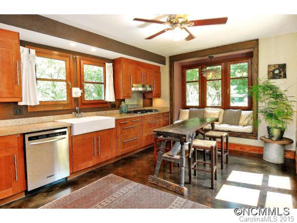 13 Brucemont Circle Asheville NC 28806