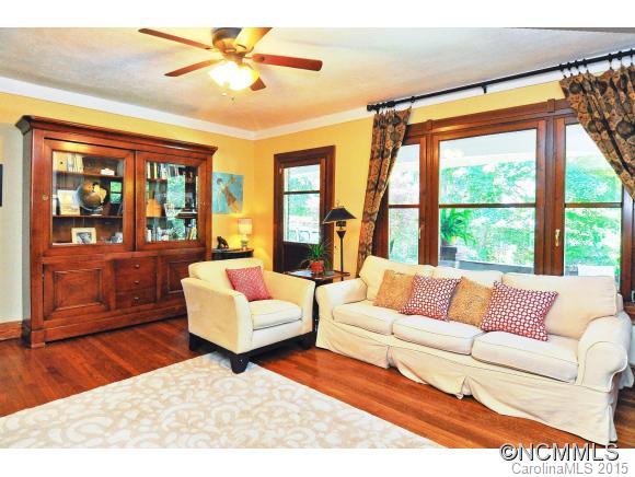 13 Brucemont Circle Asheville NC 28806