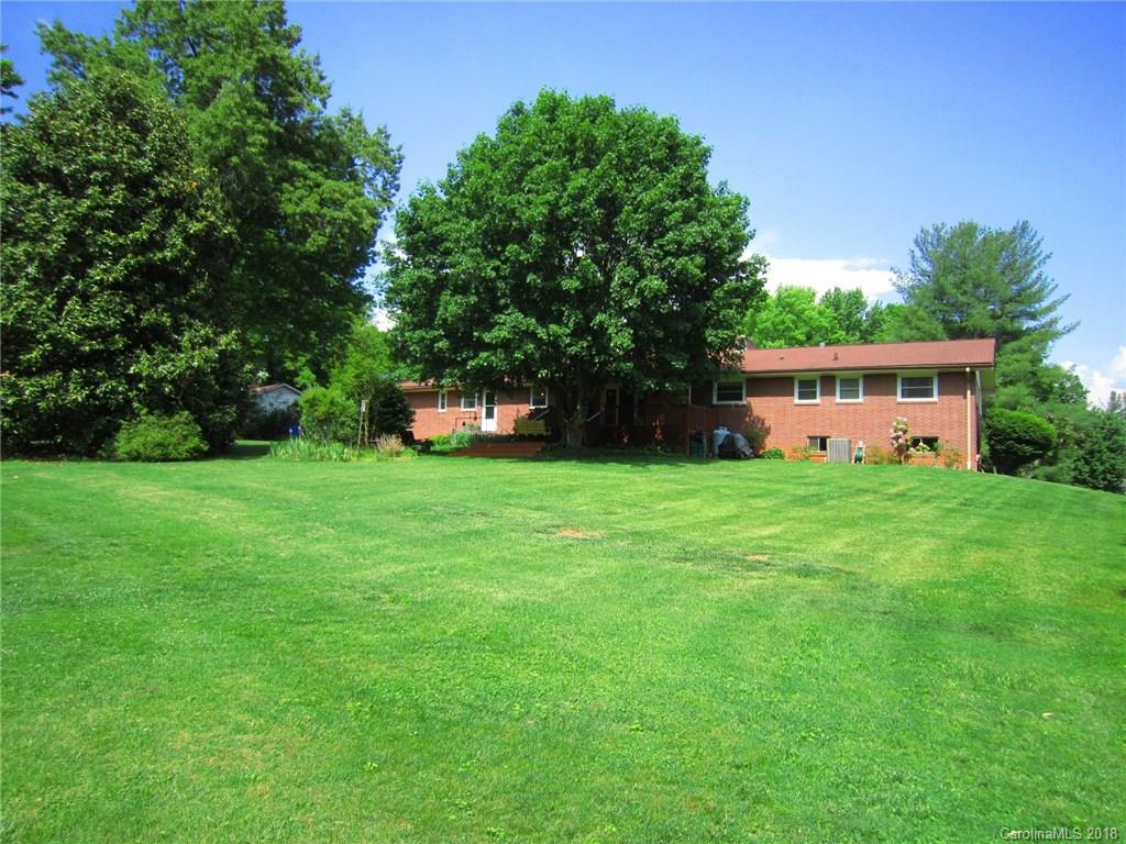 4 Crestwood Lane Candler NC 28715
