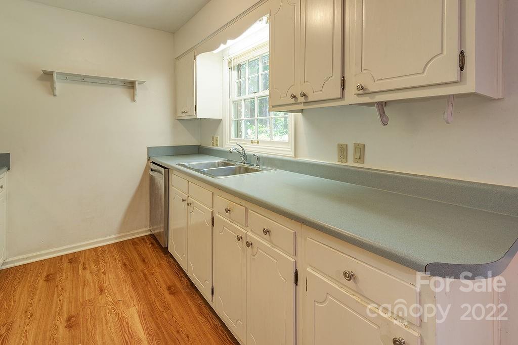 14 W Maple Drive Asheville NC 28805