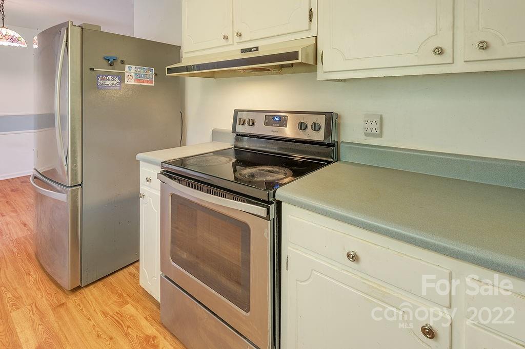 14 W Maple Drive Asheville NC 28805