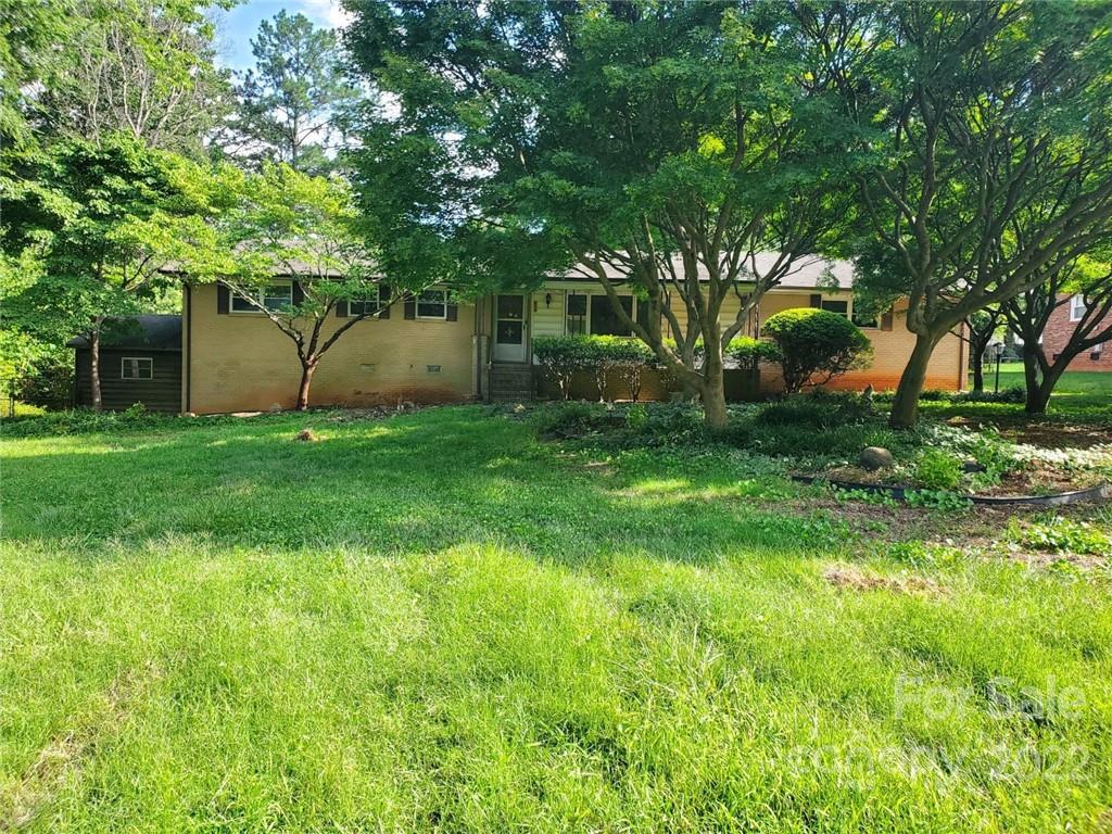 1700 Wildwood Drive Charlotte NC 28214