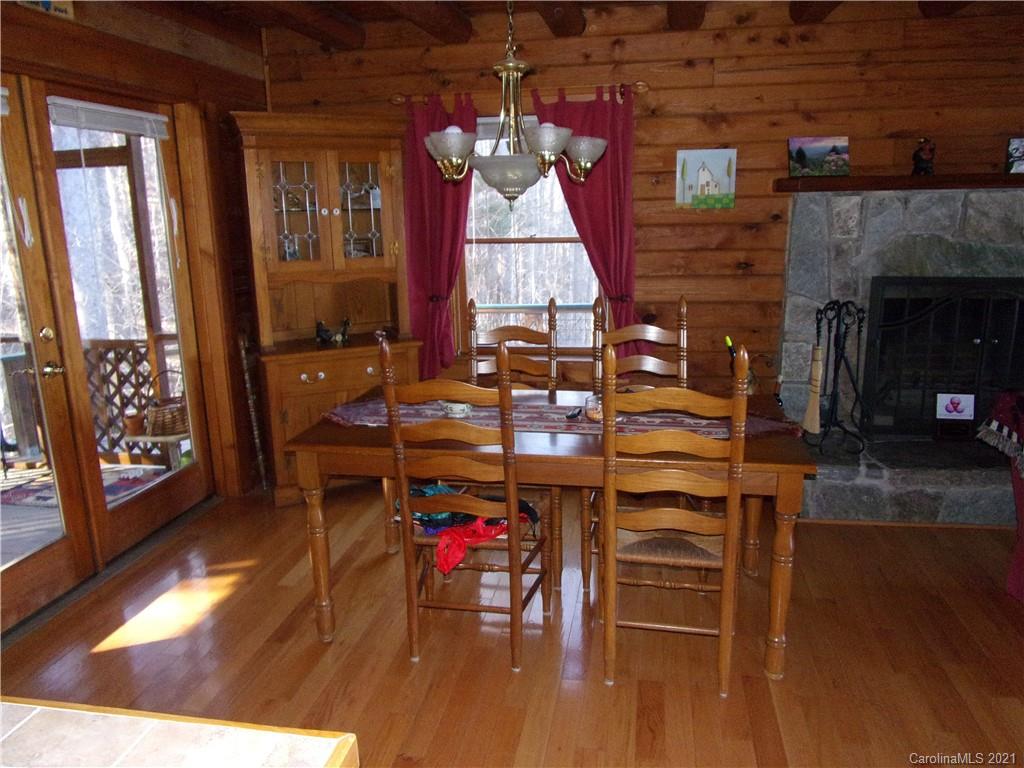 961 Cottonwood Drive Marshall NC 28753