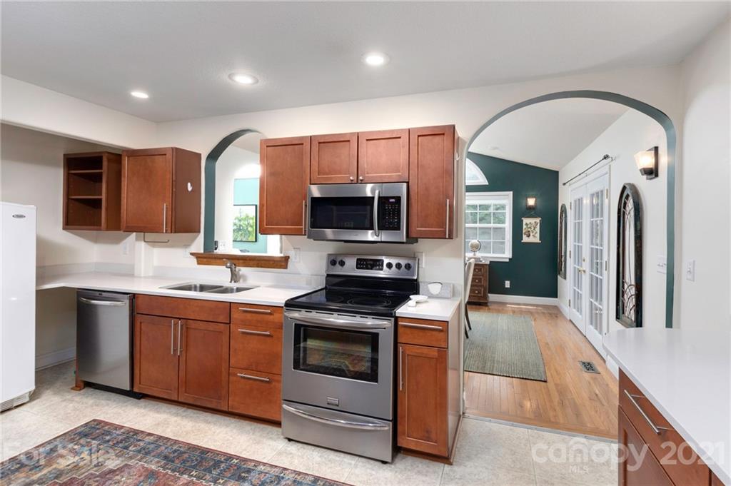 22 Vista Street Asheville NC 28803