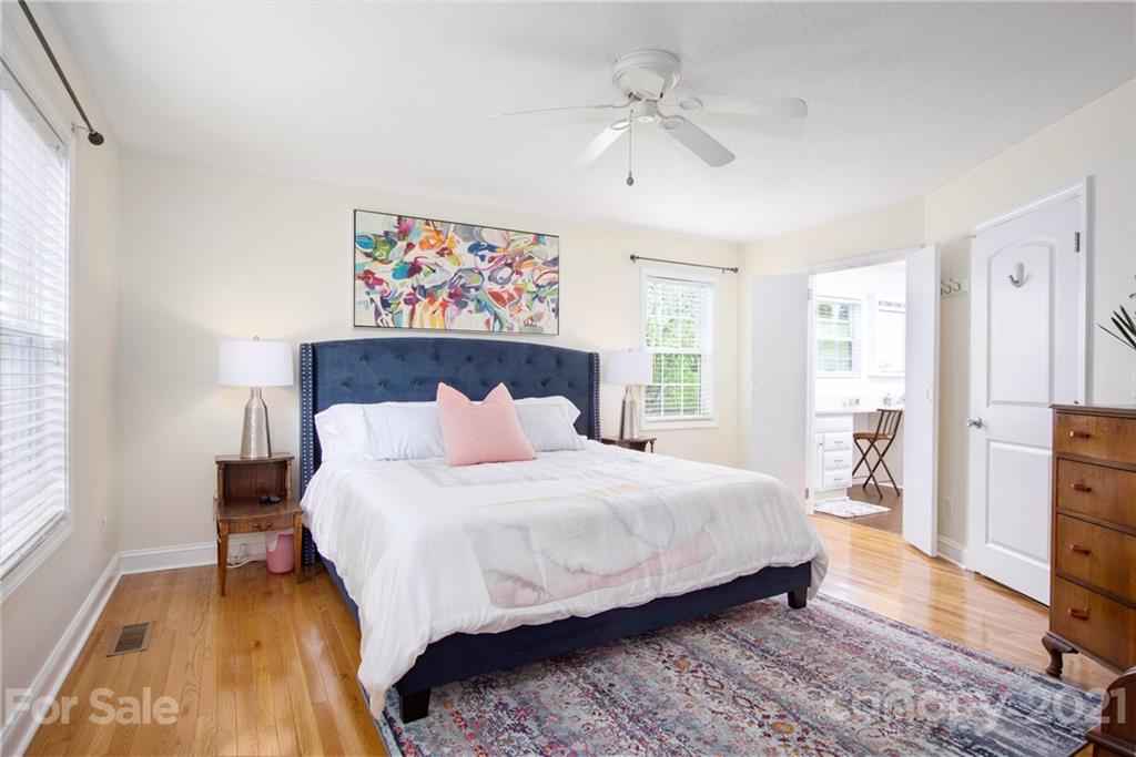 22 Vista Street Asheville NC 28803
