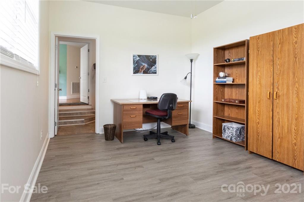 22 Vista Street Asheville NC 28803