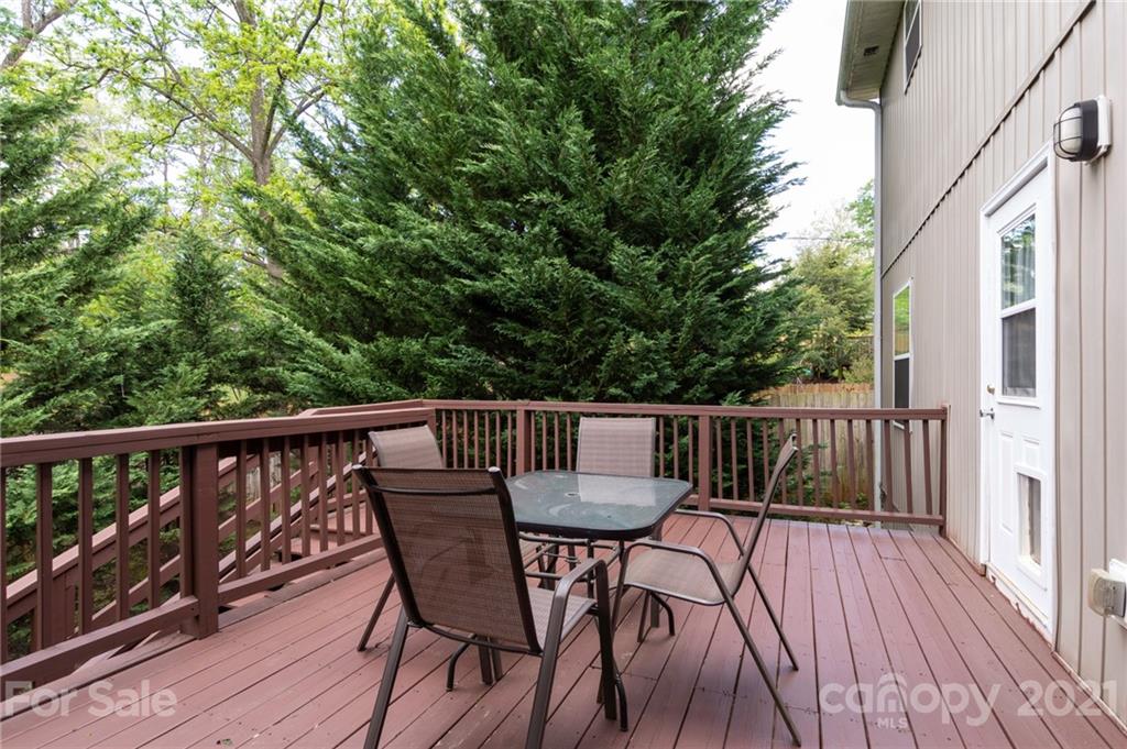 22 Vista Street Asheville NC 28803