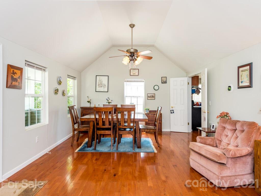 125 Wellington Street Asheville NC 28806