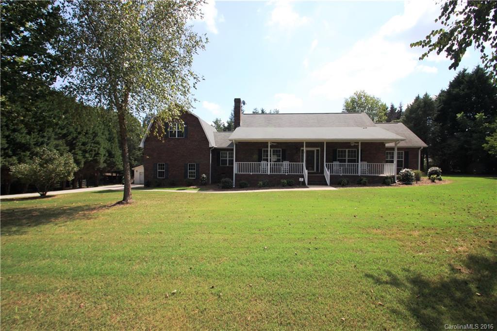 4121 Oak Hollow Lane Harrisburg NC 28075