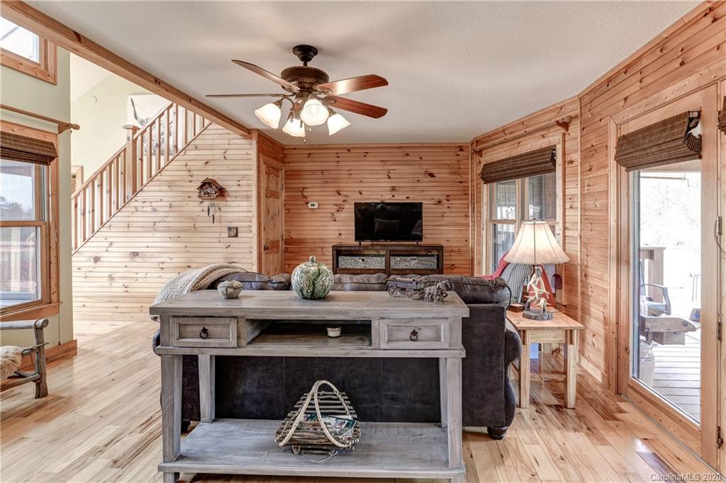 35 Selby Court Marshall NC 28753