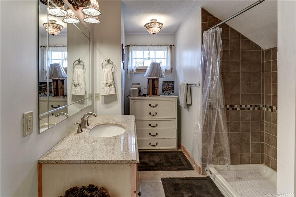 35 Selby Court Marshall NC 28753
