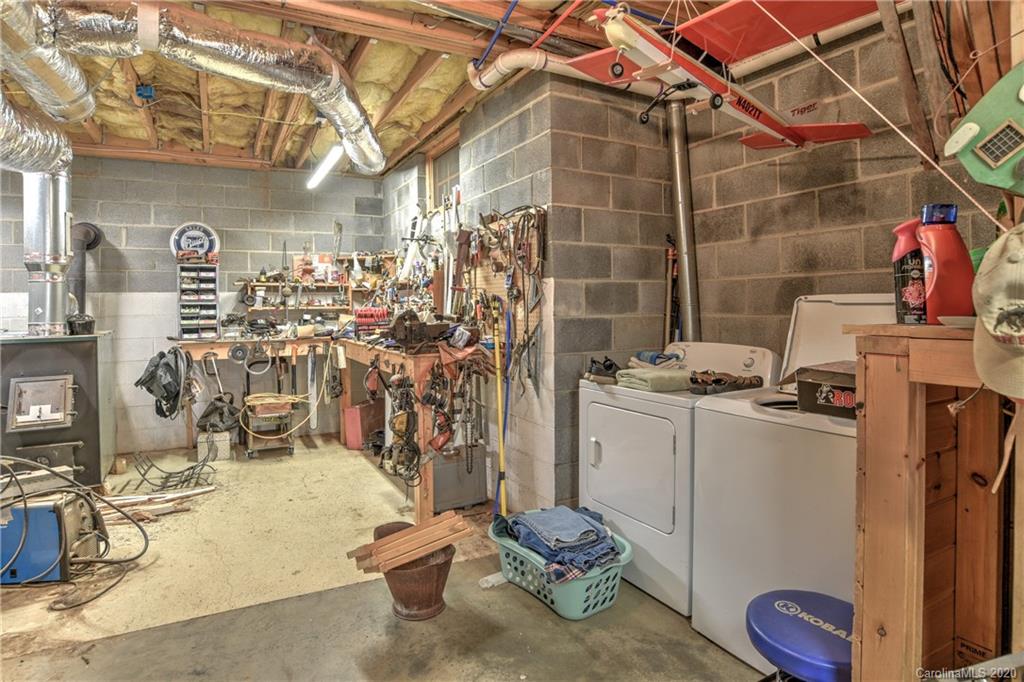 35 Selby Court Marshall NC 28753