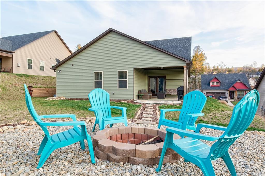 223 Water Leaf Drive Weaverville NC 28787