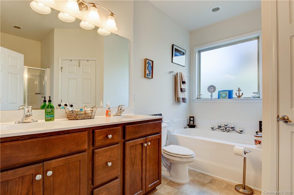 223 Water Leaf Drive Weaverville NC 28787
