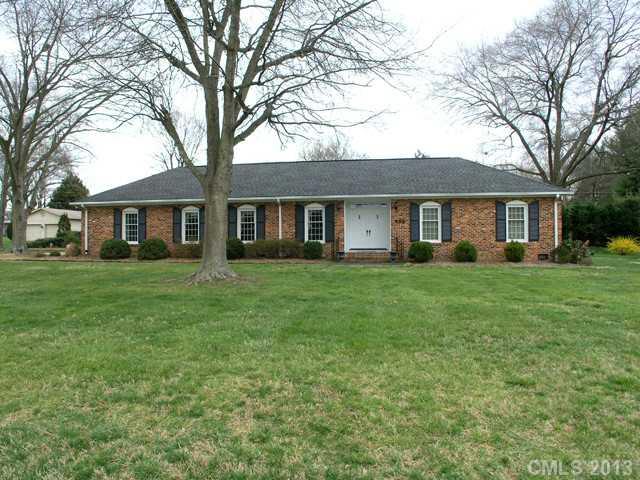 949 Coulwood Drive Charlotte NC 28214